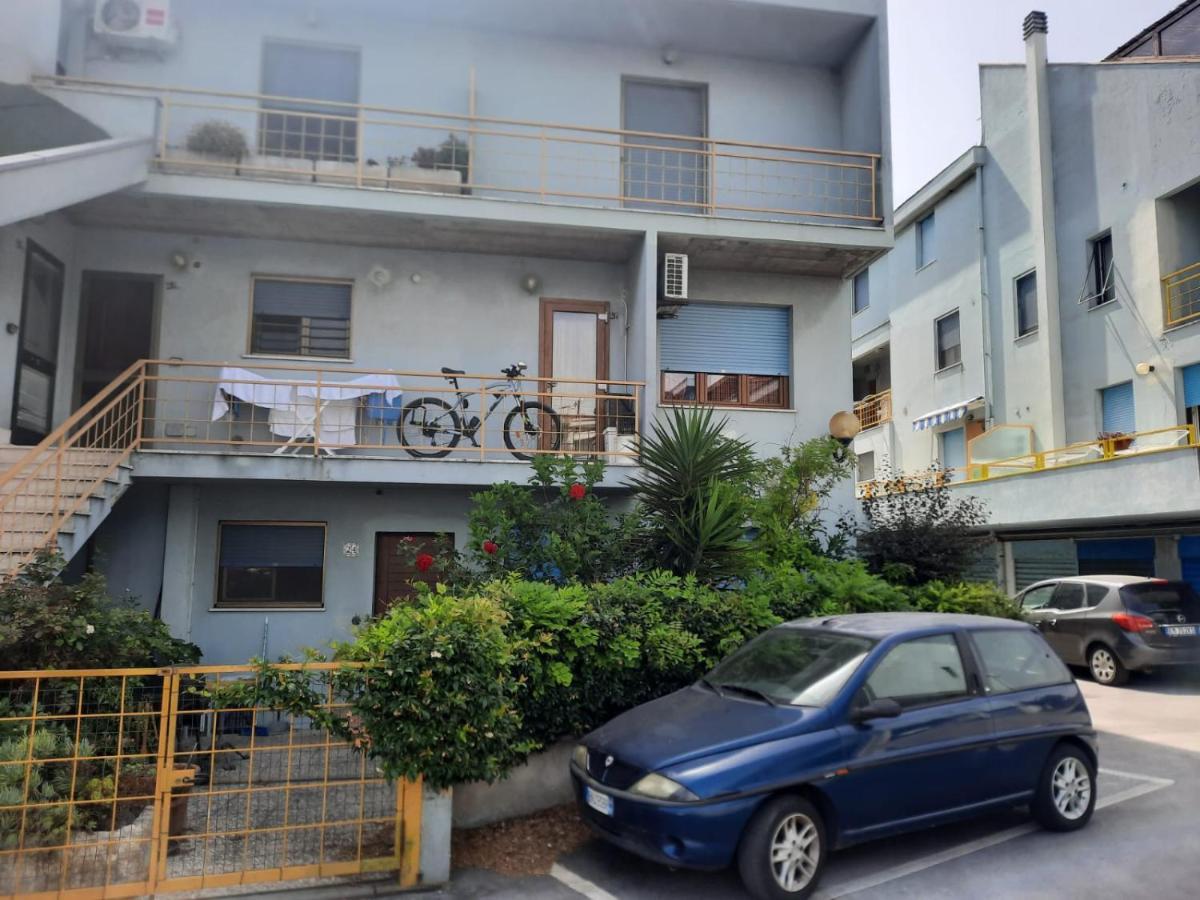 Casamarina Apartment Marina di Montemarciano Exterior photo